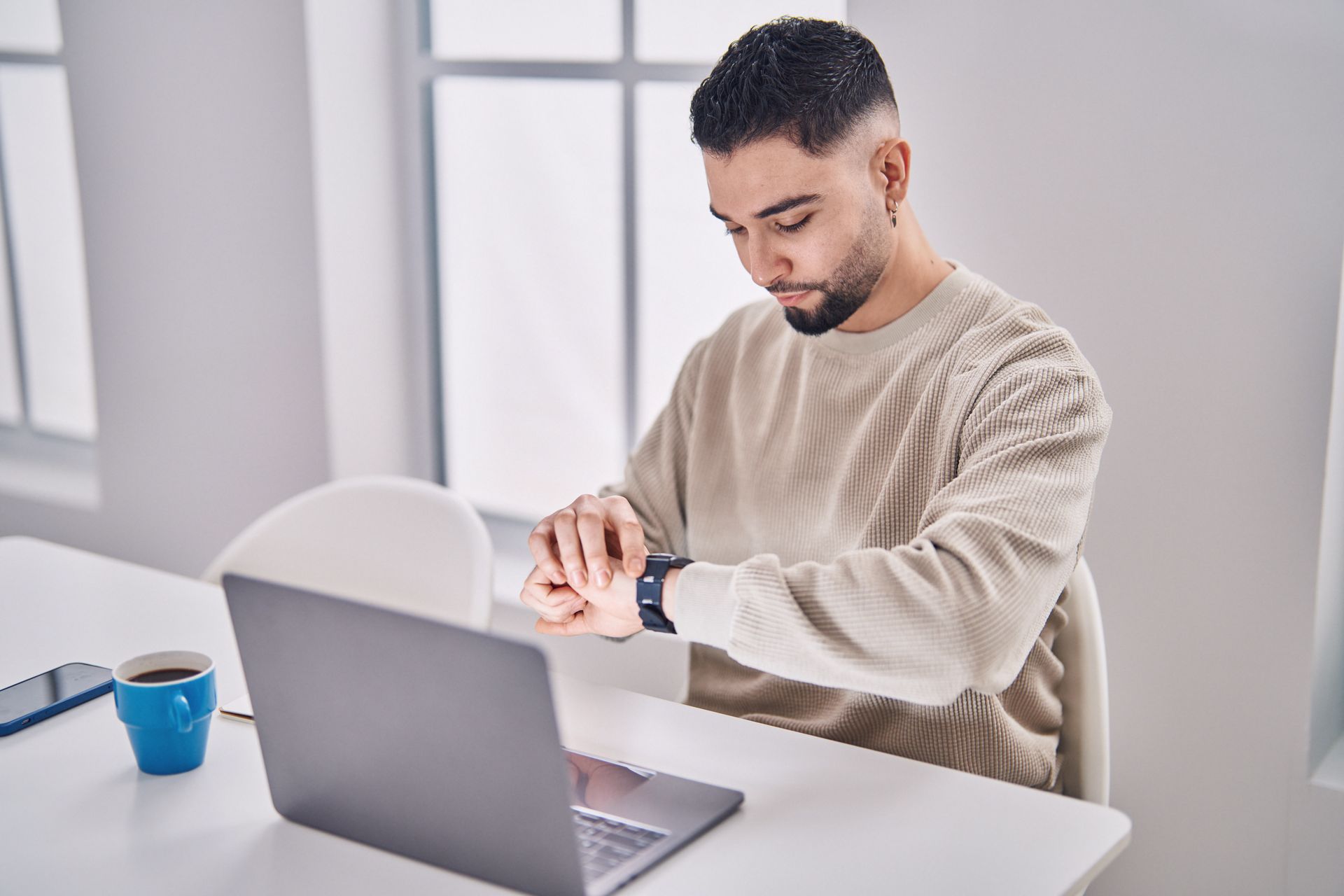 Clock and laptop &mdash; the hidden time sink of content planning